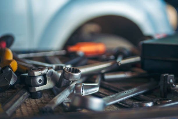 Automotive Tool Kits: The Complete Guide to Choosing the Right Tools for Your Garage